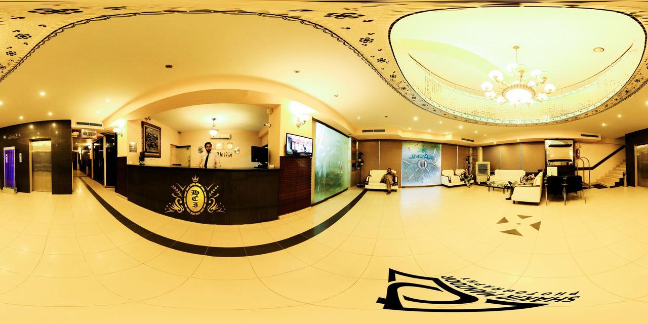 Hotel Crown Inn Karachi Buitenkant foto